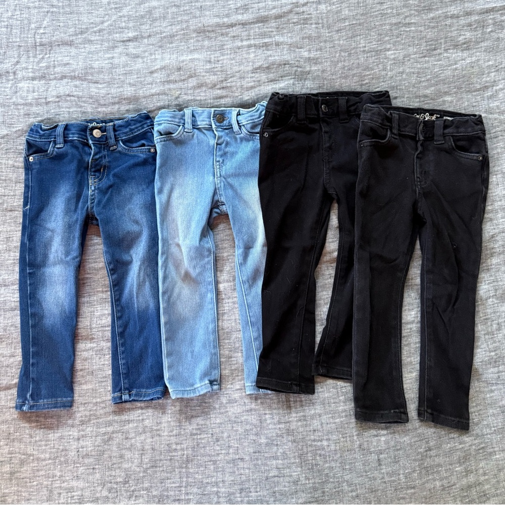 Cat & Jack toddler girl jeans bundle, 2T